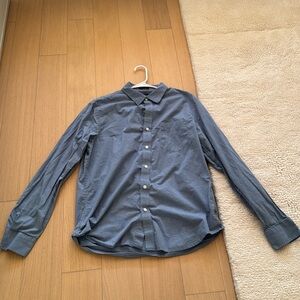 Banana republic Men’s blue large untucked fit